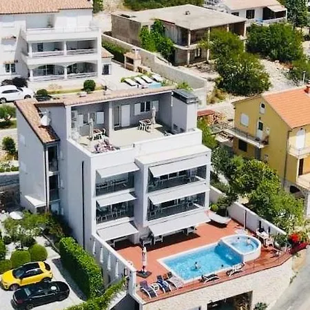 Manda * Novi Vinodolski