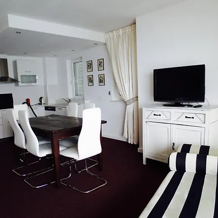 Apartment Manda *